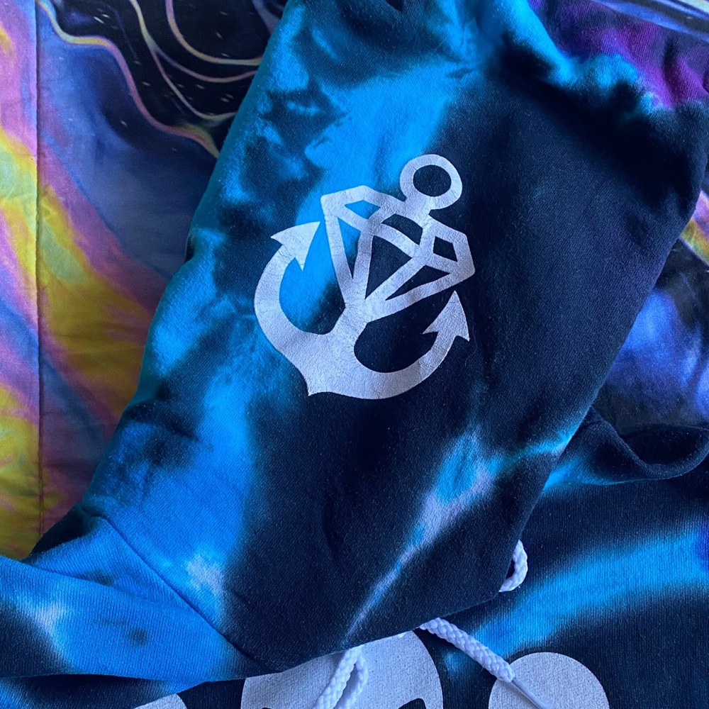 Tie dye alien hoodie - Picture 3 of 4